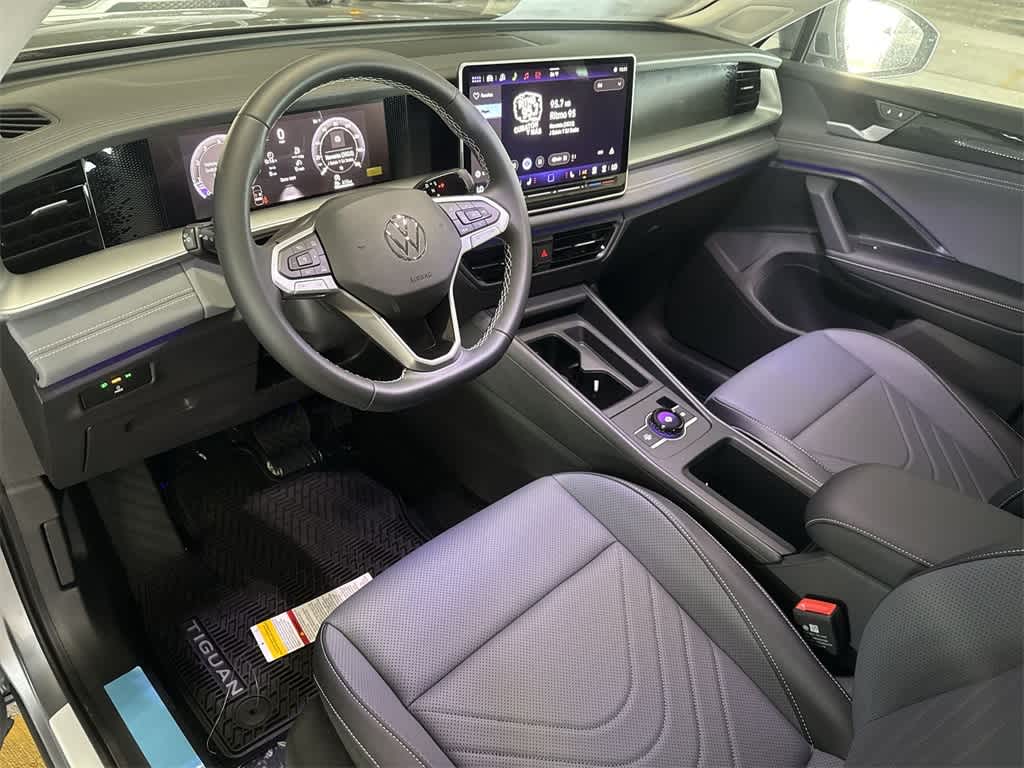 Thumbnail: 2026 Volkswagen Tiguan - 13