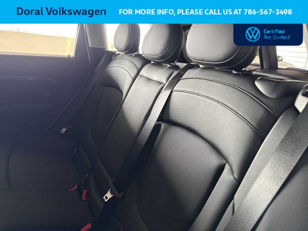 Thumbnail: 2024 MINI Cooper Clubman - 22