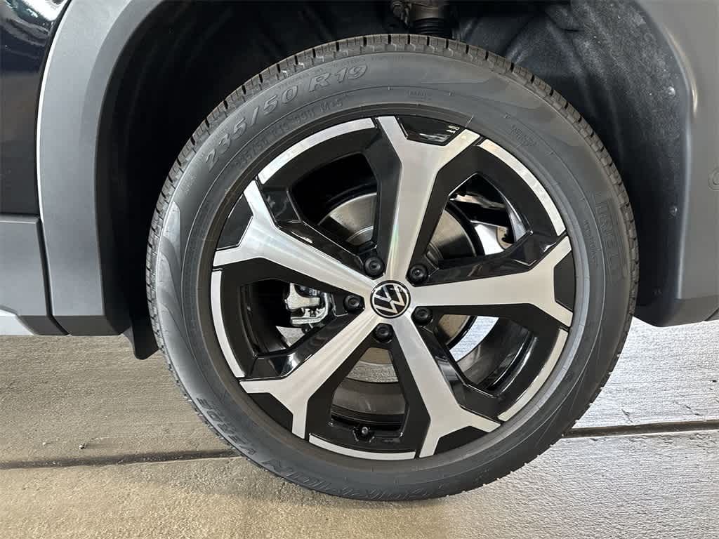 Thumbnail: 2026 Volkswagen Tiguan - 10