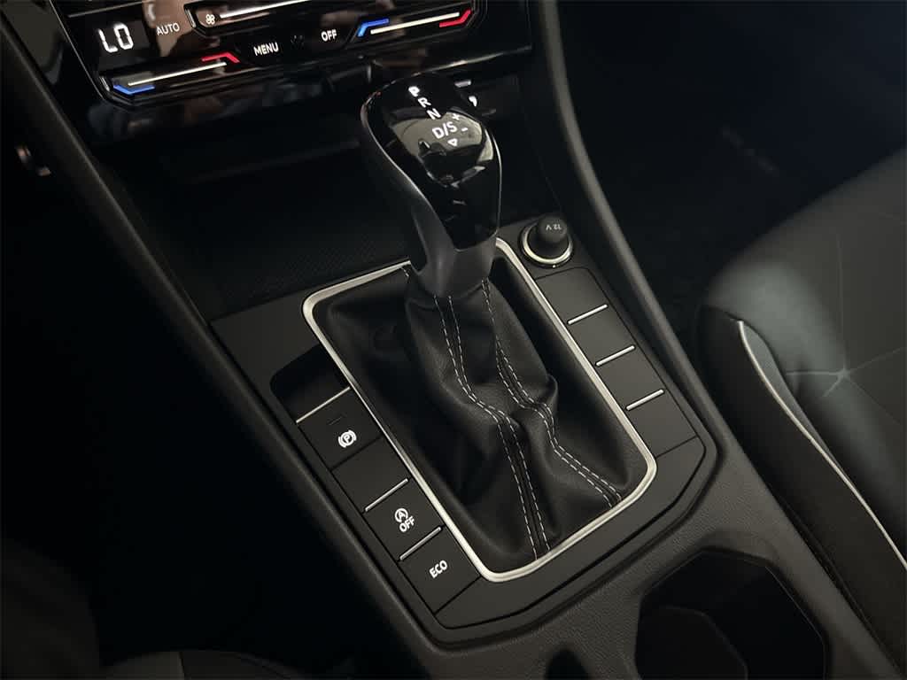 Thumbnail: 2026 Volkswagen Jetta - 21