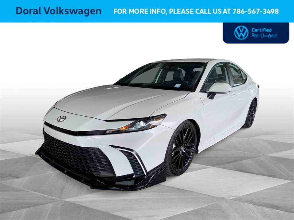 Used 2025 Toyota Camry SE Sedan