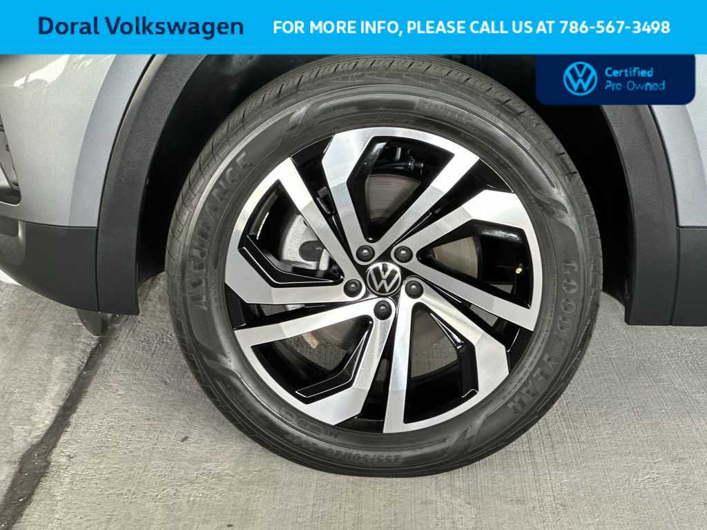 Thumbnail: 2023 Volkswagen Atlas - 11
