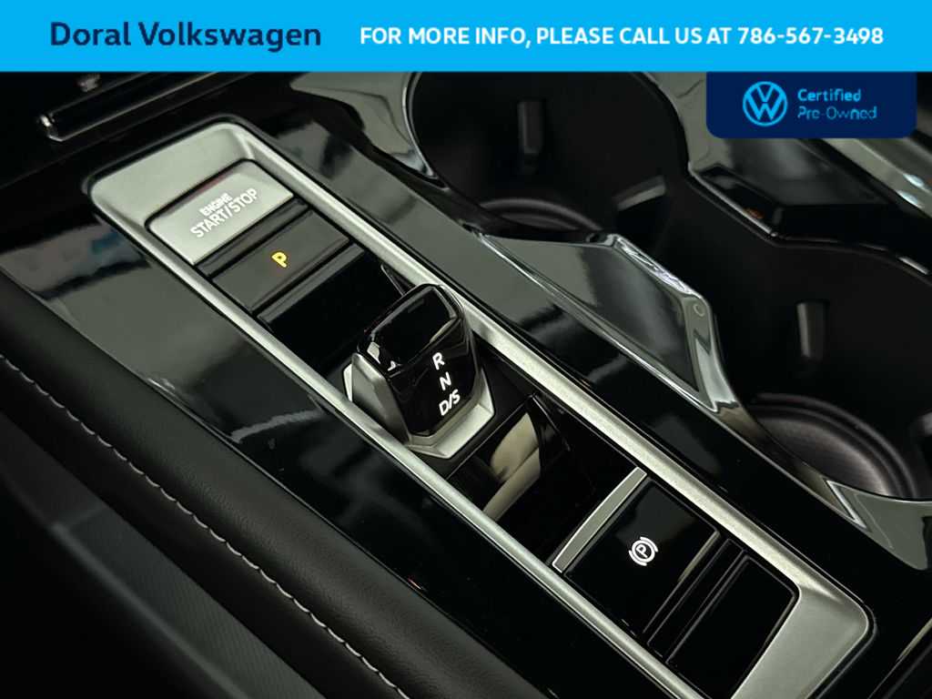 Thumbnail: 2024 Volkswagen Atlas - 21