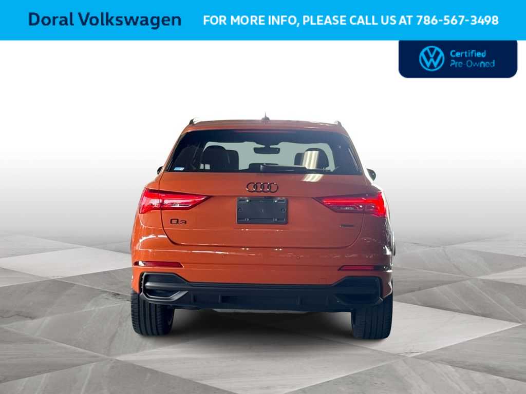 Thumbnail: 2024 Audi Q3 - 7