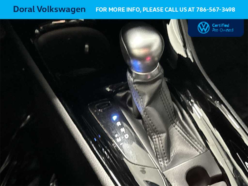 Thumbnail: 2020 Toyota C-HR - 21