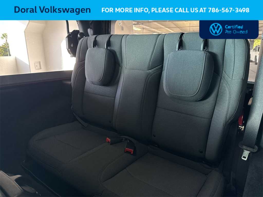 Thumbnail: 2022 Jeep Wrangler - 22