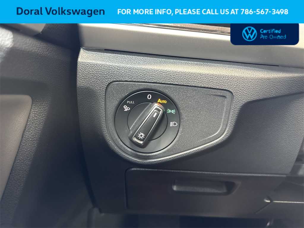 Thumbnail: 2023 Volkswagen Atlas - 17