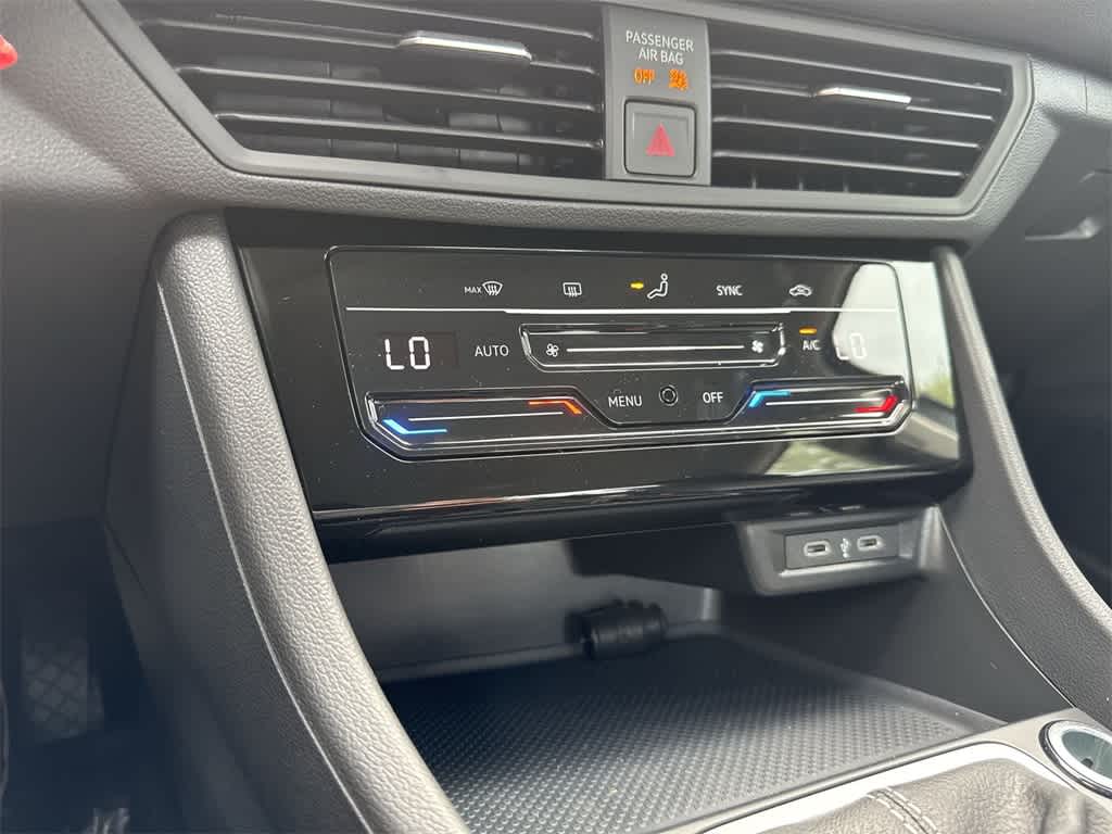 Thumbnail: 2026 Volkswagen Jetta - 20