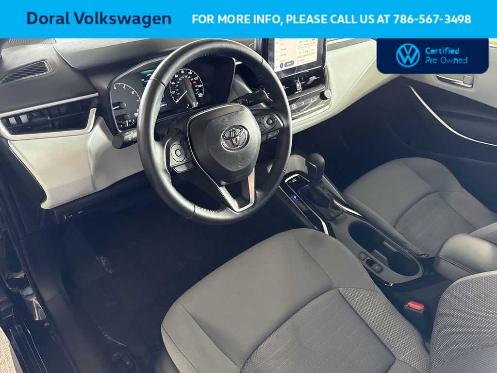 Thumbnail: 2025 Toyota Corolla - 13