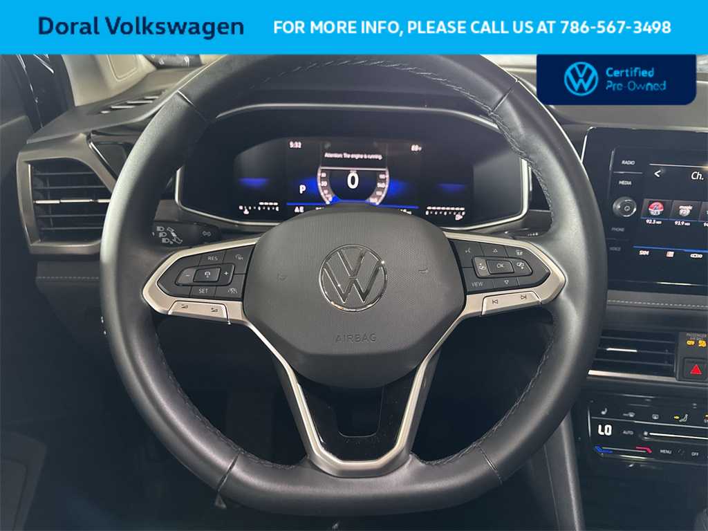 Thumbnail: 2025 Volkswagen Taos - 15