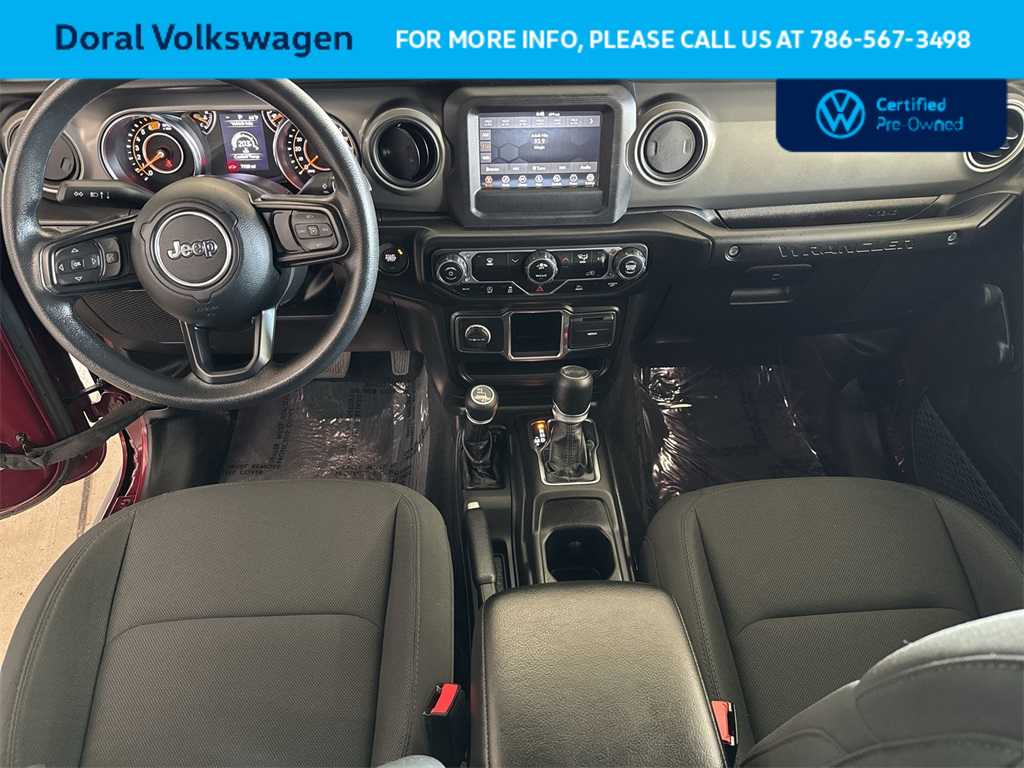 Thumbnail: 2022 Jeep Wrangler - 24