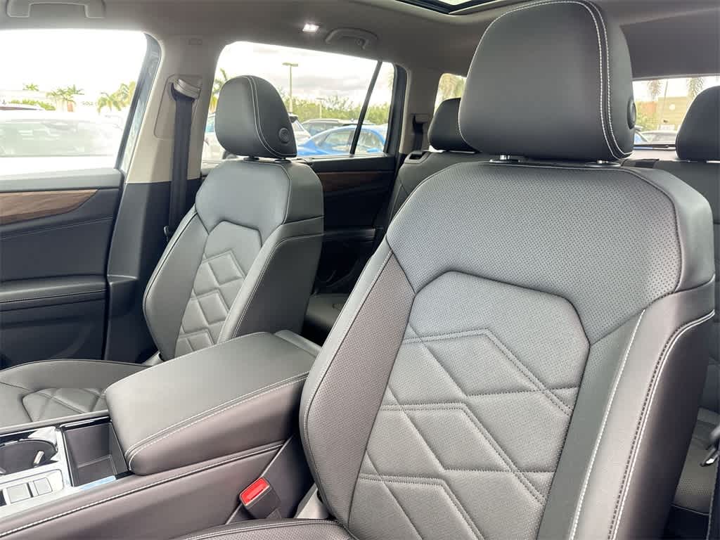 Thumbnail: 2026 Volkswagen Atlas - 14