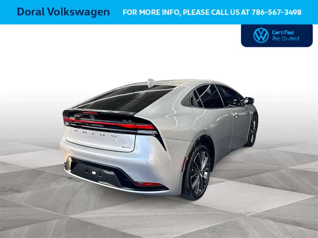 Thumbnail: 2024 Toyota Prius - 8