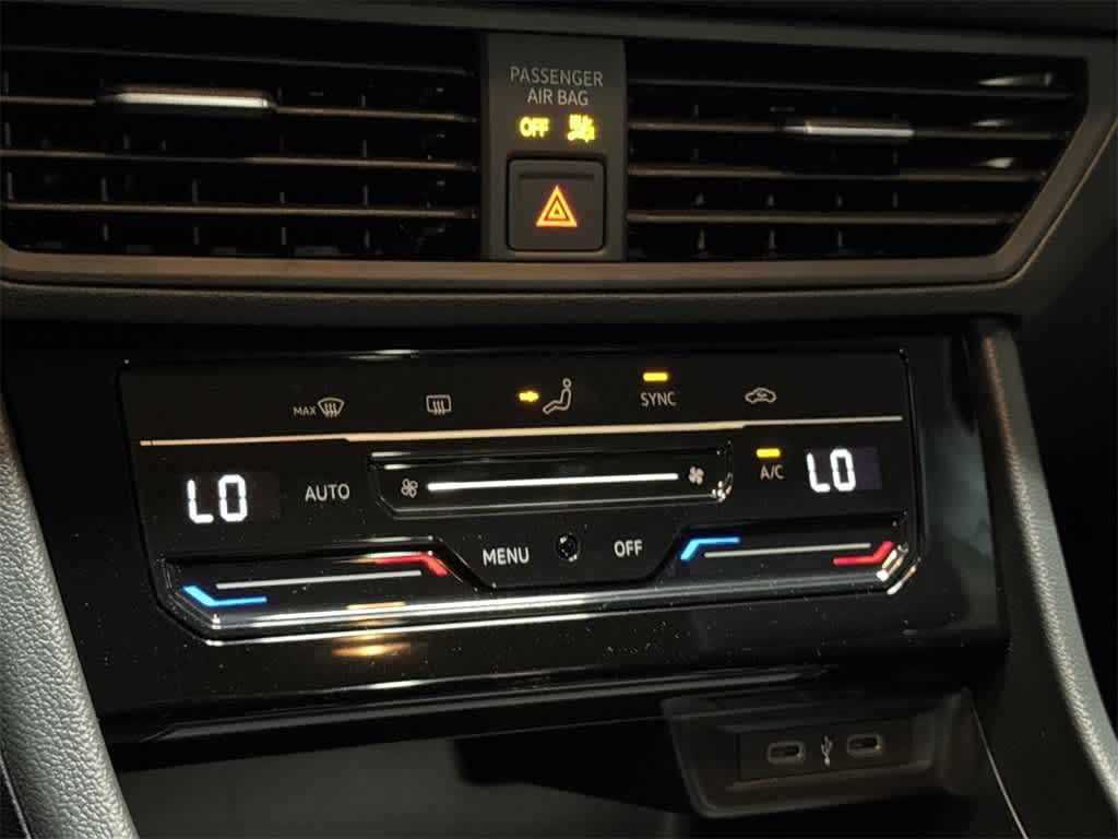 Thumbnail: 2025 Volkswagen Jetta - 20