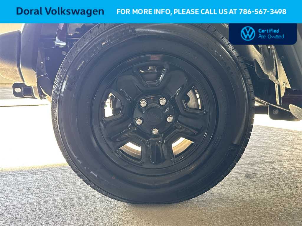 Thumbnail: 2022 Jeep Wrangler - 11