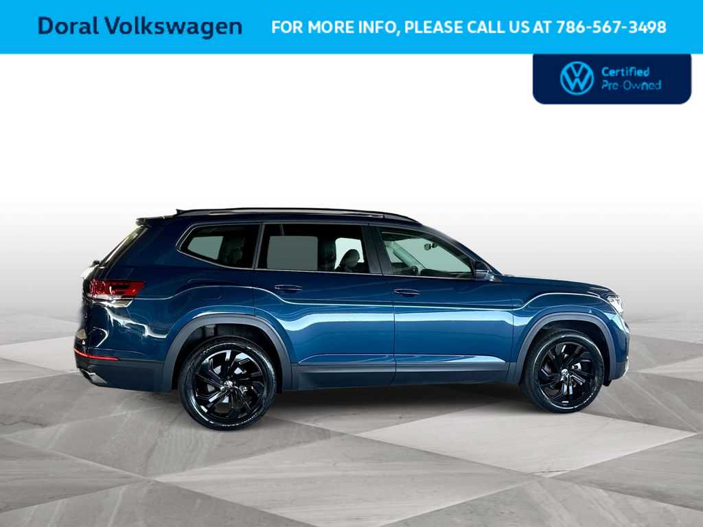 Thumbnail: 2023 Volkswagen Atlas - 9