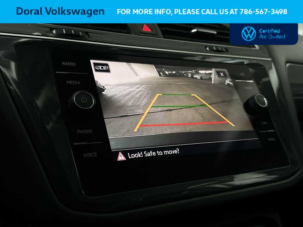 Thumbnail: 2023 Volkswagen Tiguan - 19