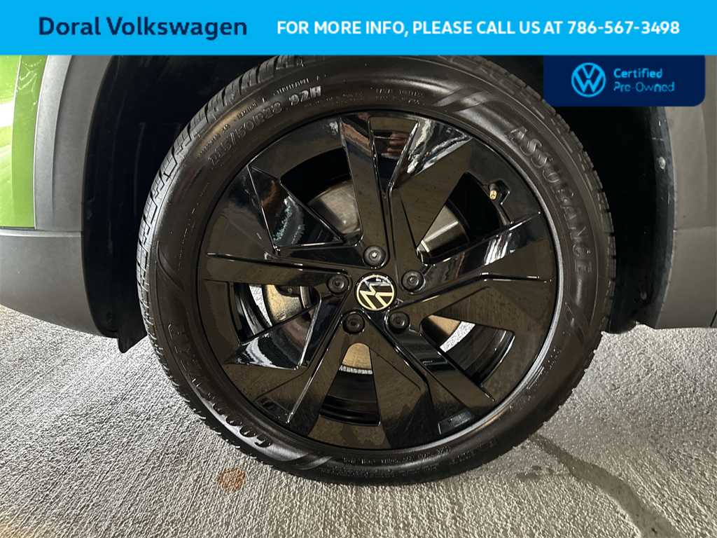 Thumbnail: 2025 Volkswagen Taos - 10
