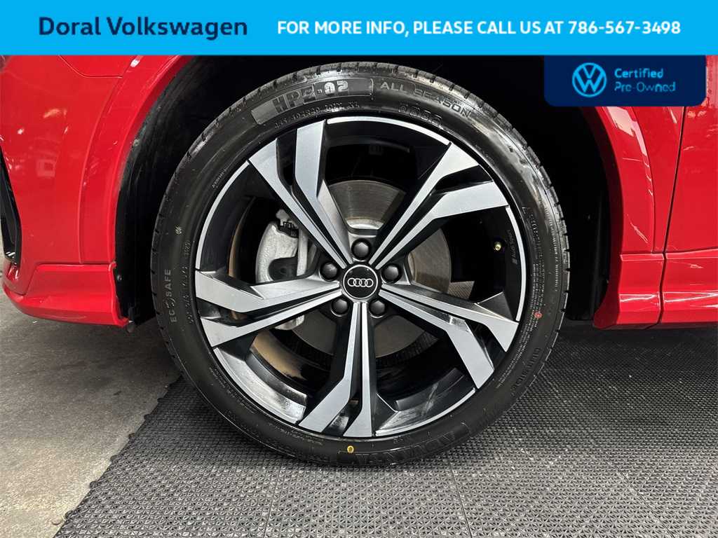 Thumbnail: 2023 Audi Q3 - 11