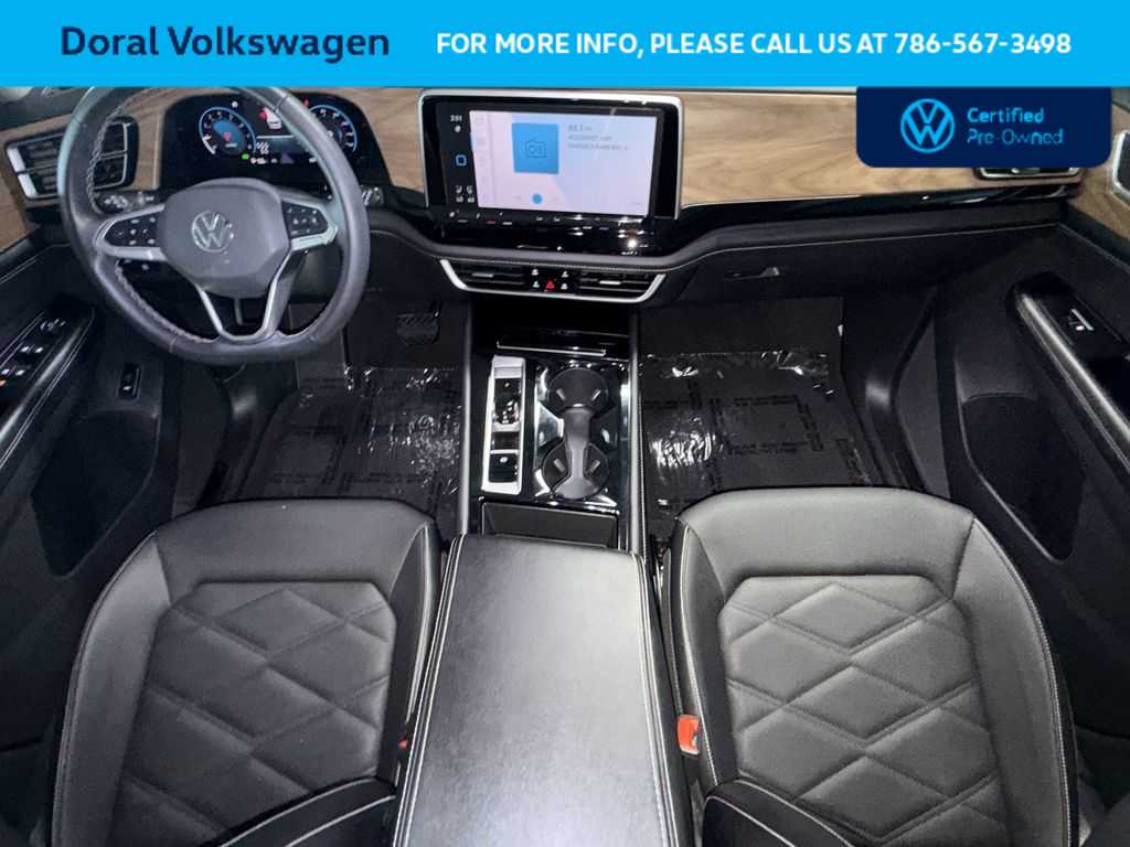 Thumbnail: 2024 Volkswagen Atlas - 24