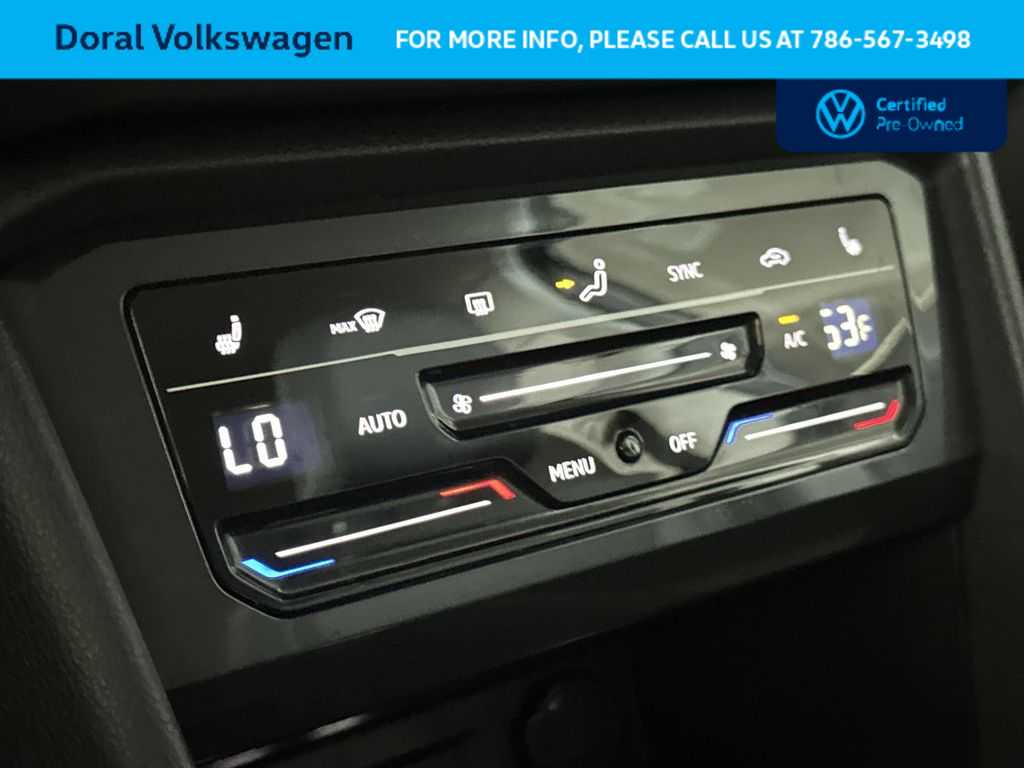 Thumbnail: 2023 Volkswagen Tiguan - 20
