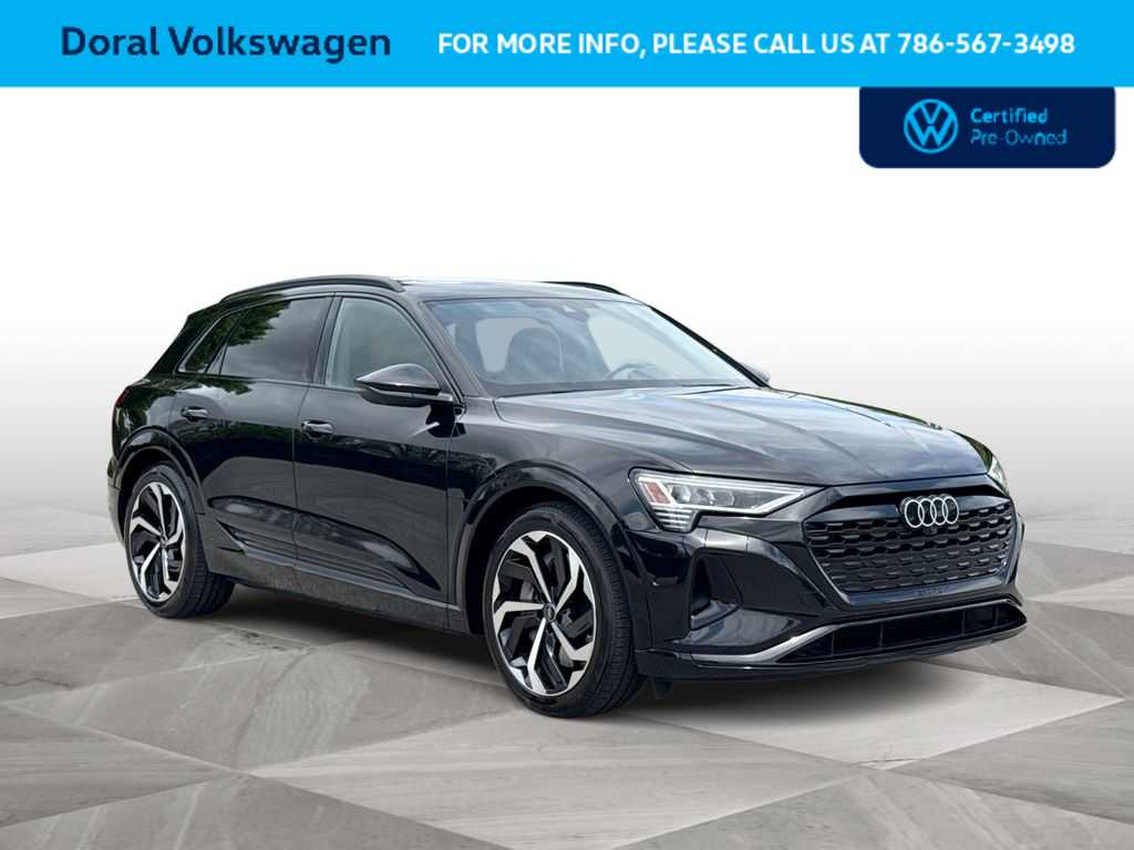 Thumbnail: 2024 Audi Q8 e-tron - 2