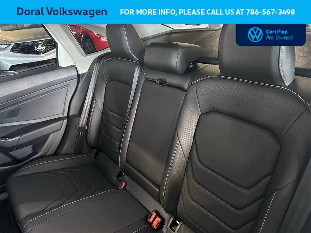 Thumbnail: 2024 Volkswagen Jetta - 22