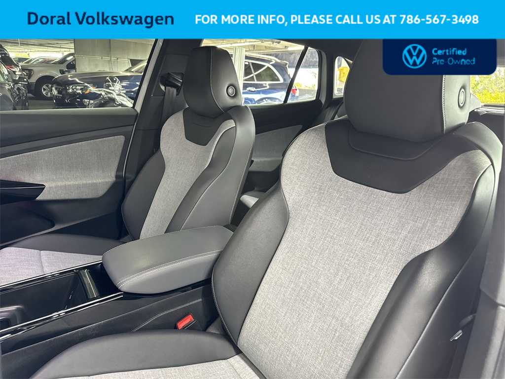 Thumbnail: 2023 Volkswagen ID.4 - 14