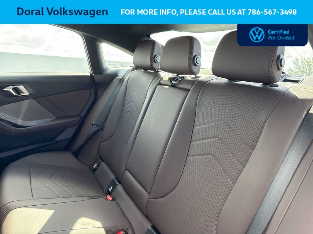 Thumbnail: 2025 BMW 2 Series - 22