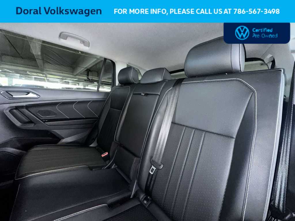 Thumbnail: 2023 Volkswagen Tiguan - 22