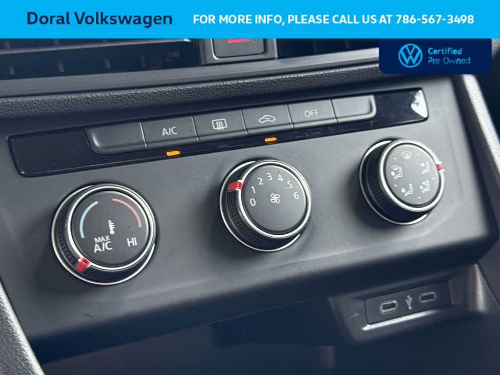 Thumbnail: 2023 Volkswagen Jetta - 20