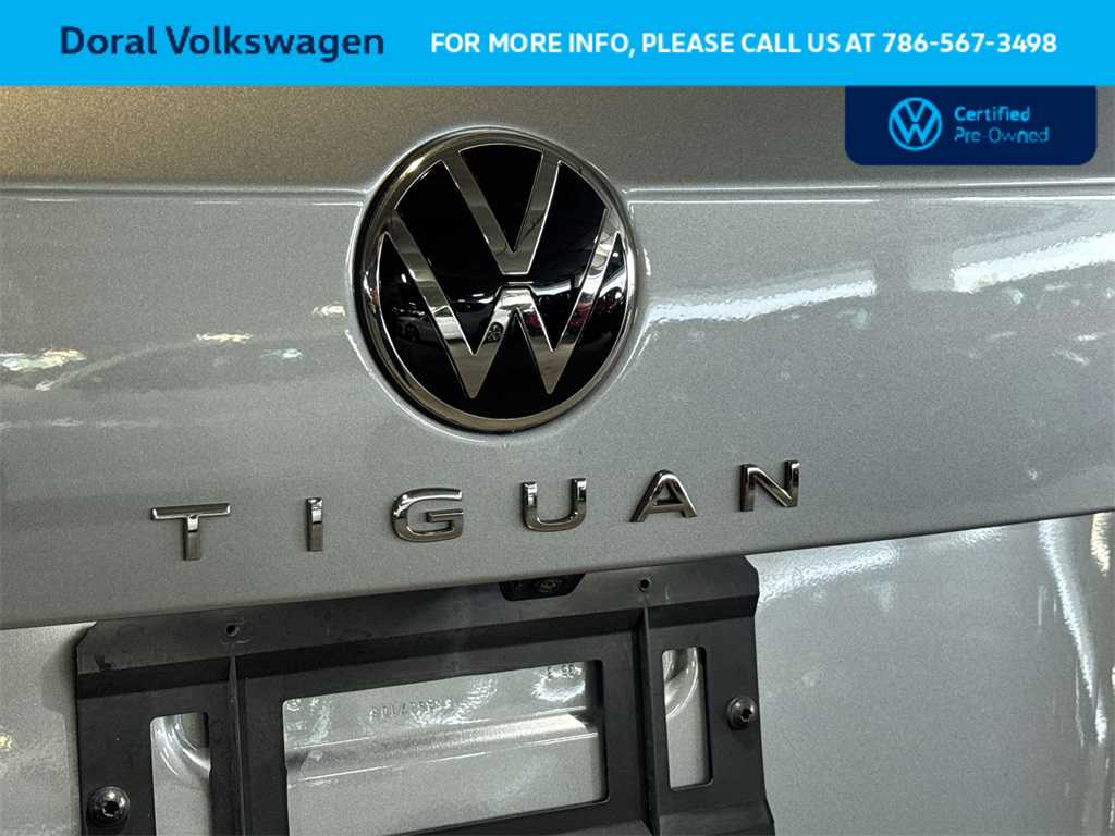 Thumbnail: 2024 Volkswagen Tiguan - 11