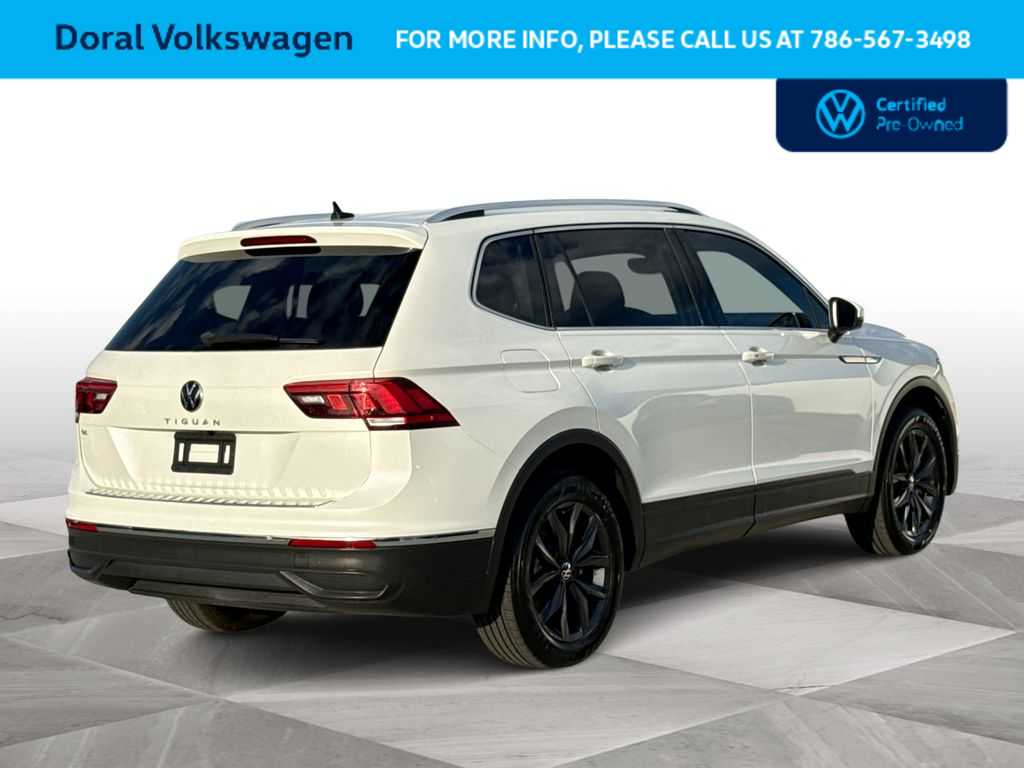 Thumbnail: 2023 Volkswagen Tiguan - 8
