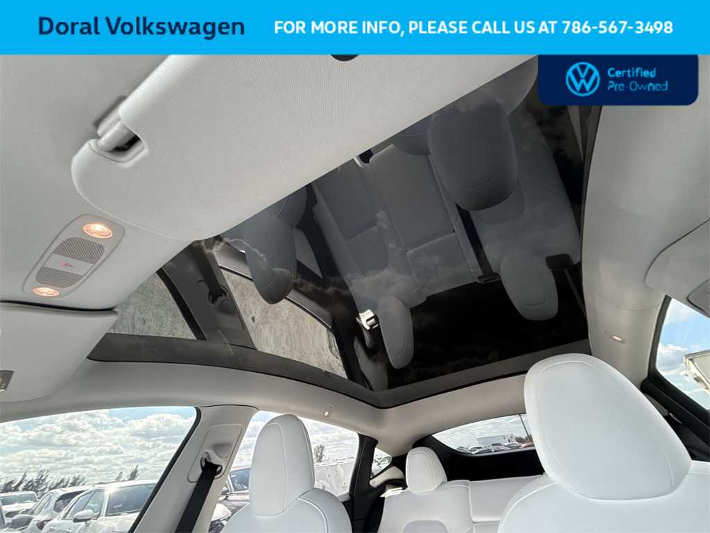 Thumbnail: 2022 Tesla Model Y - 17