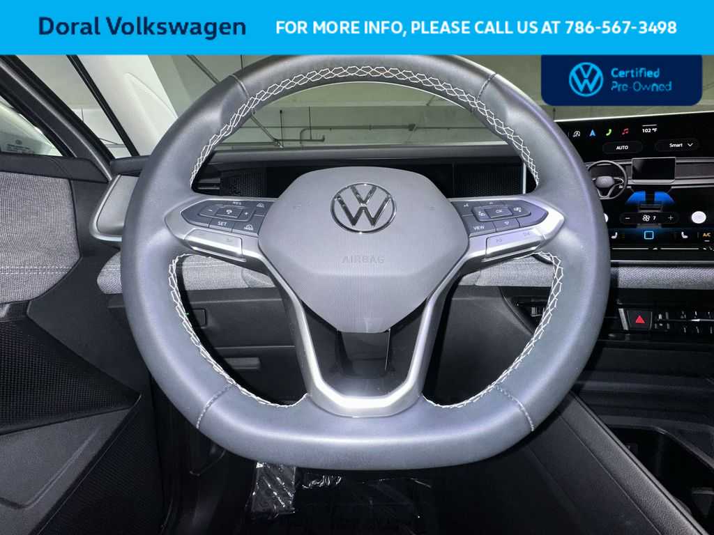 Thumbnail: 2025 Volkswagen Tiguan - 15