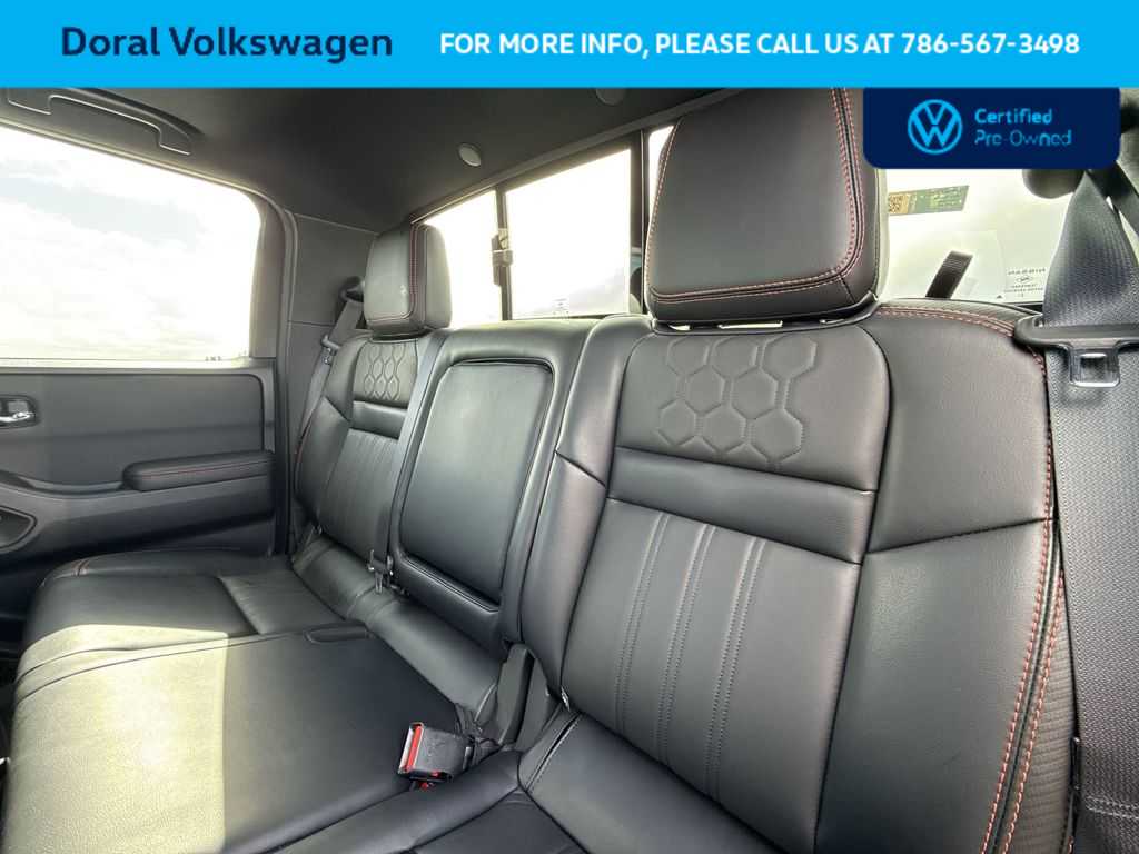 Thumbnail: 2023 Nissan Frontier - 22