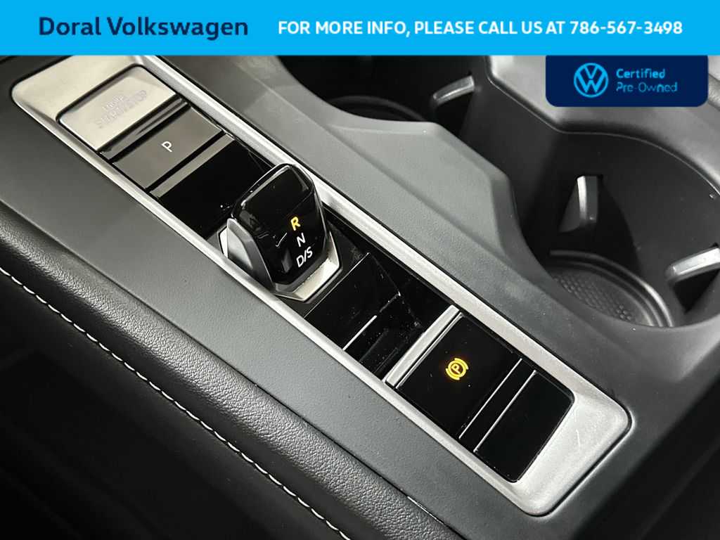 Thumbnail: 2024 Volkswagen Atlas - 21