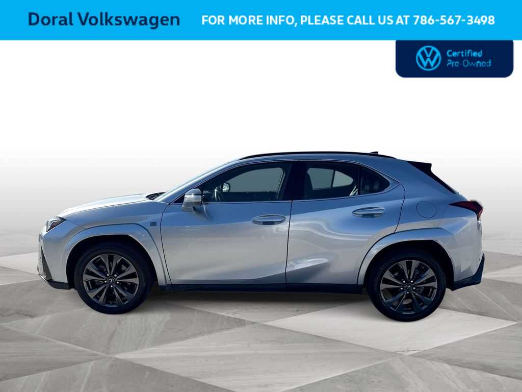 Thumbnail: 2024 Lexus UX - 5