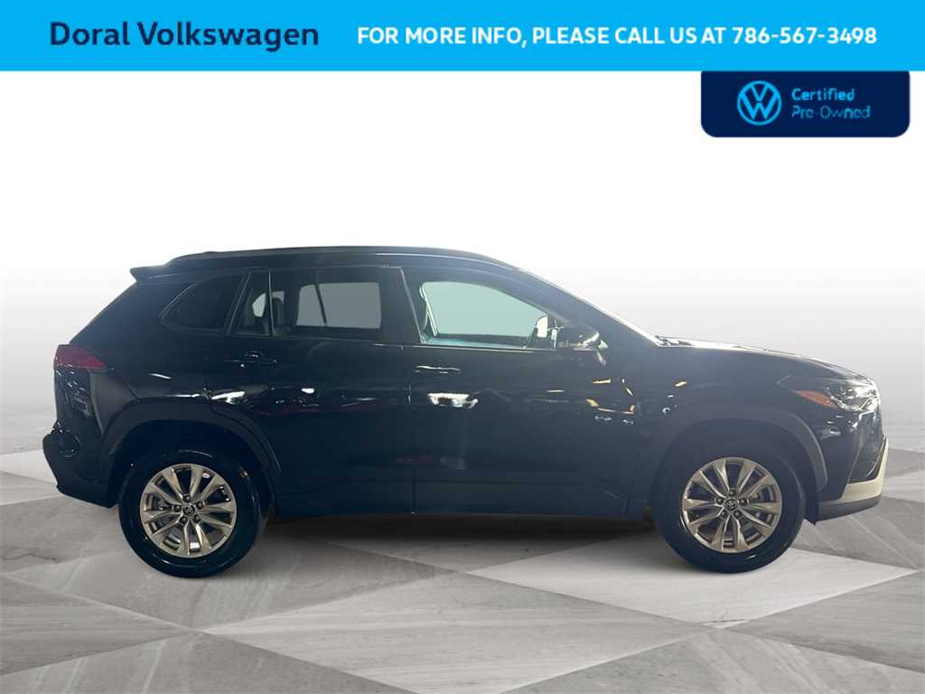 Thumbnail: 2024 Toyota Corolla Cross - 9