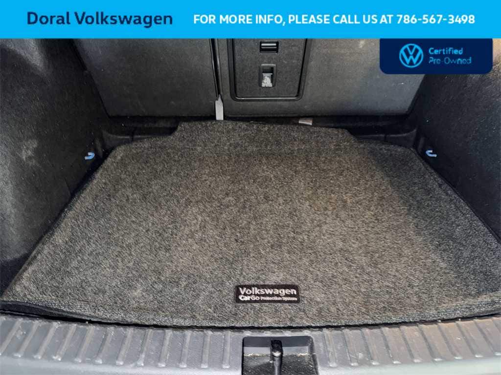 Thumbnail: 2022 Volkswagen Taos - 25