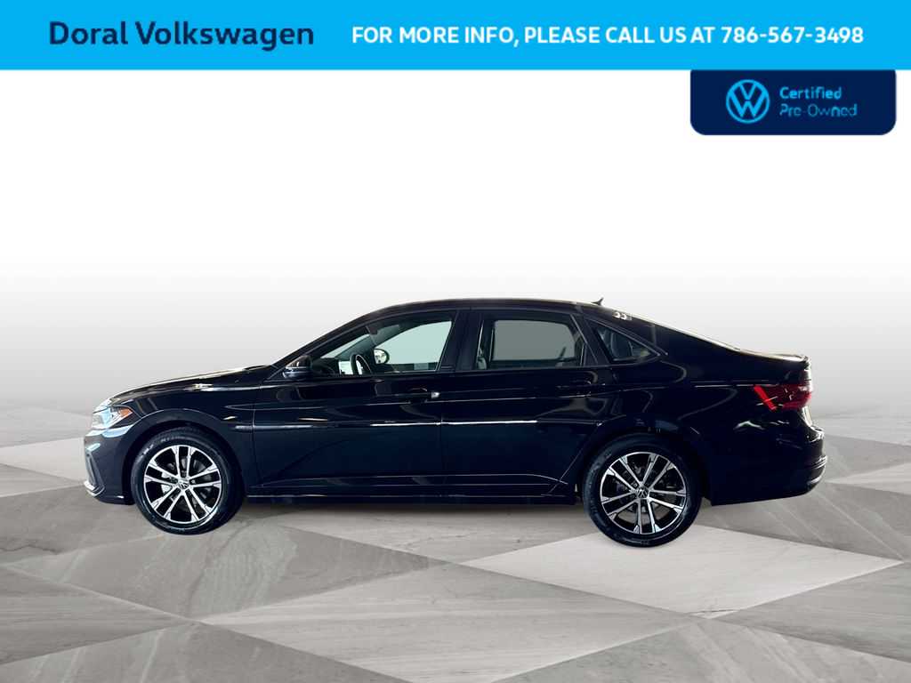 Thumbnail: 2025 Volkswagen Jetta - 5