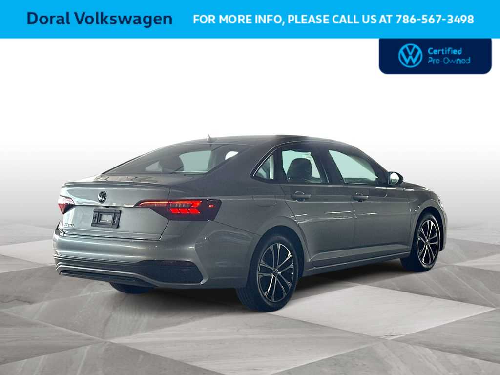 Thumbnail: 2023 Volkswagen Jetta - 7