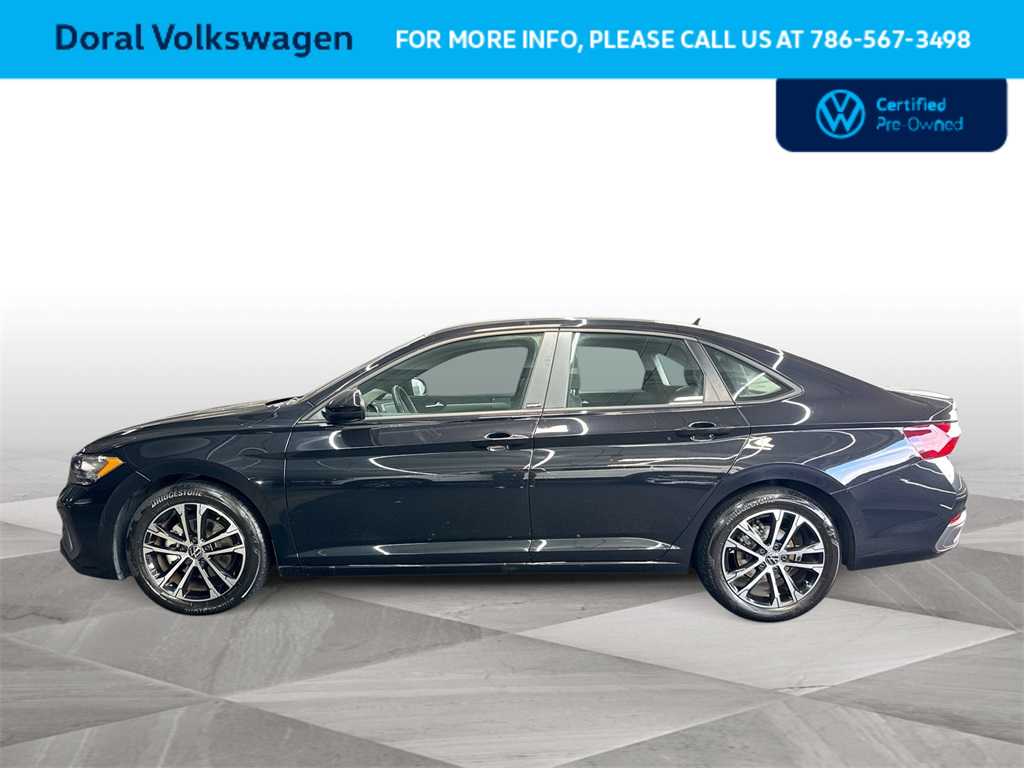 Thumbnail: 2024 Volkswagen Jetta - 5