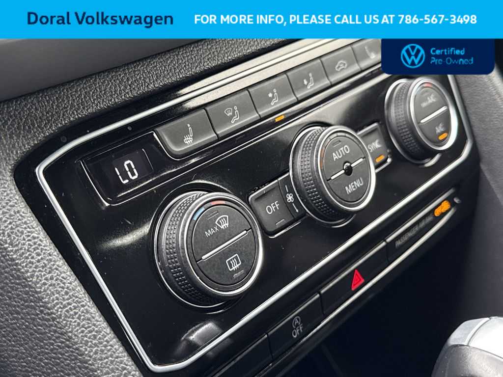 Thumbnail: 2023 Volkswagen Atlas - 20