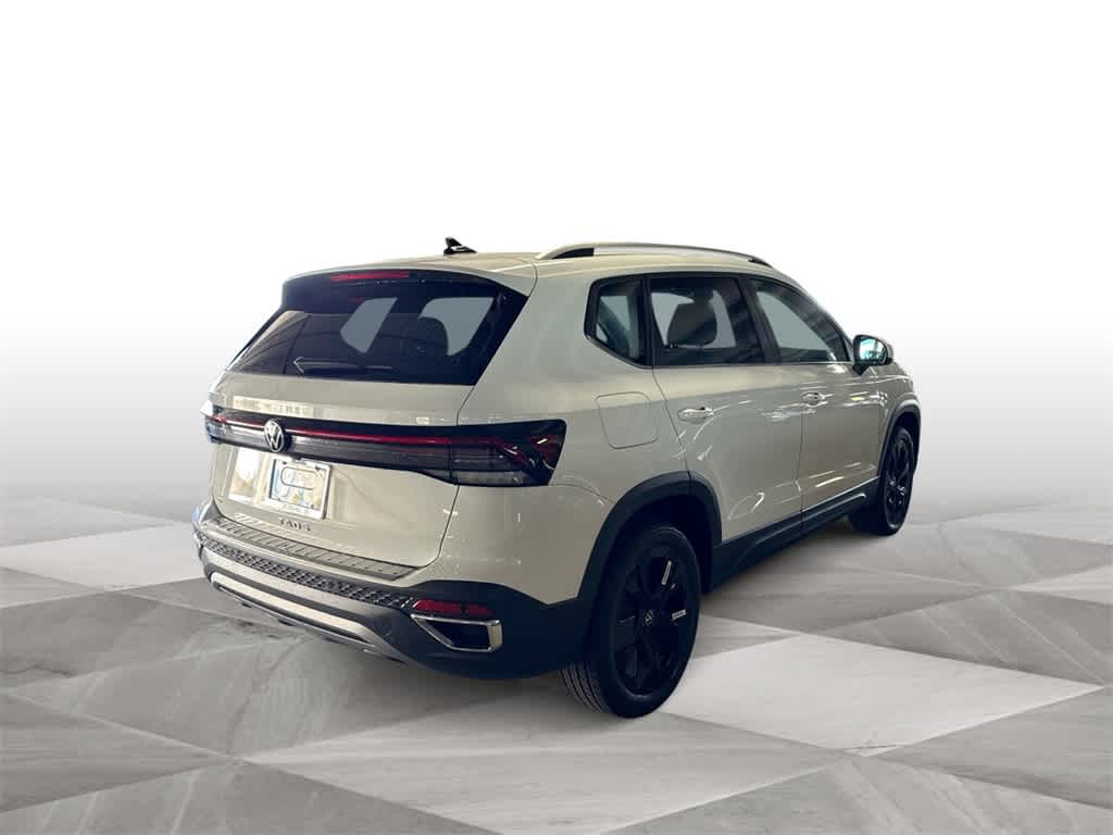 Thumbnail: 2025 Volkswagen Taos - 8