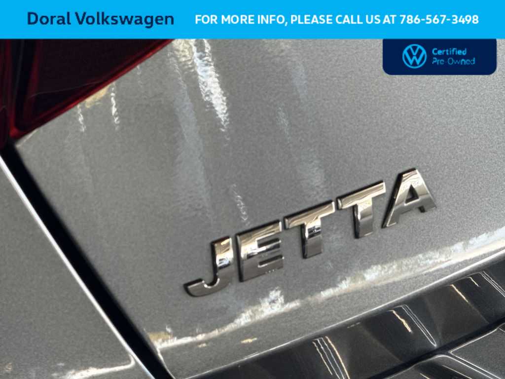 Thumbnail: 2021 Volkswagen Jetta - 10