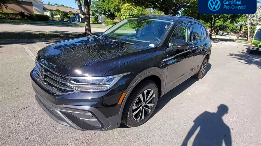 Thumbnail: 2024 Volkswagen Tiguan - 4
