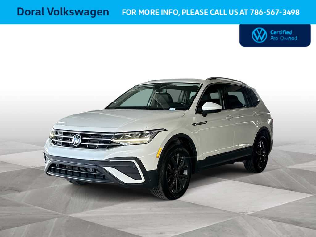 Thumbnail: 2023 Volkswagen Tiguan - 1