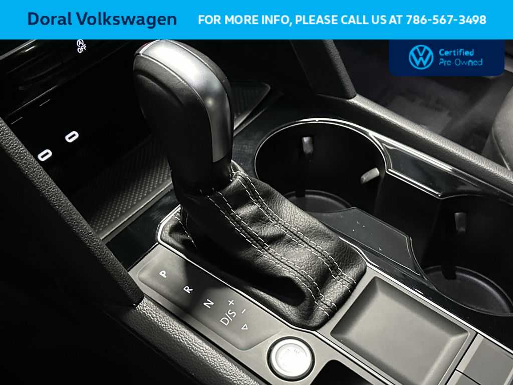 Thumbnail: 2023 Volkswagen Atlas - 21