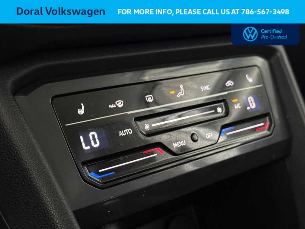 Thumbnail: 2022 Volkswagen Tiguan - 20